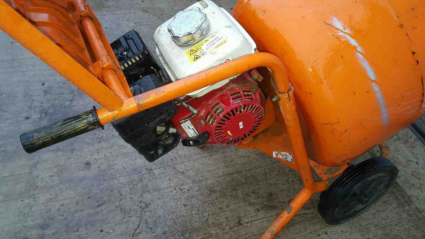 Belle Mini Mix 150 Cement Mixer 2010 Model Year, Belle